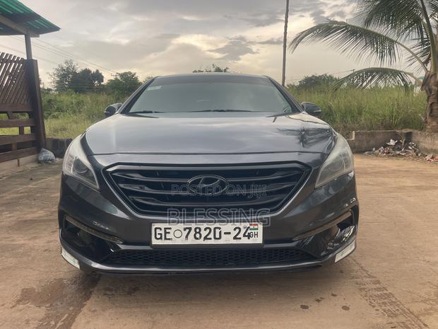 Hyundai Sonata Sport 2.0T Sedan FWD (2.0L 4cyl 6A) 2017 Gray