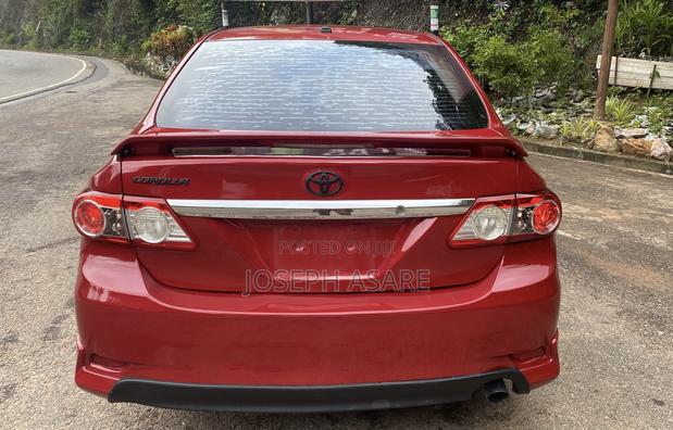 Toyota Corolla 2013 Red