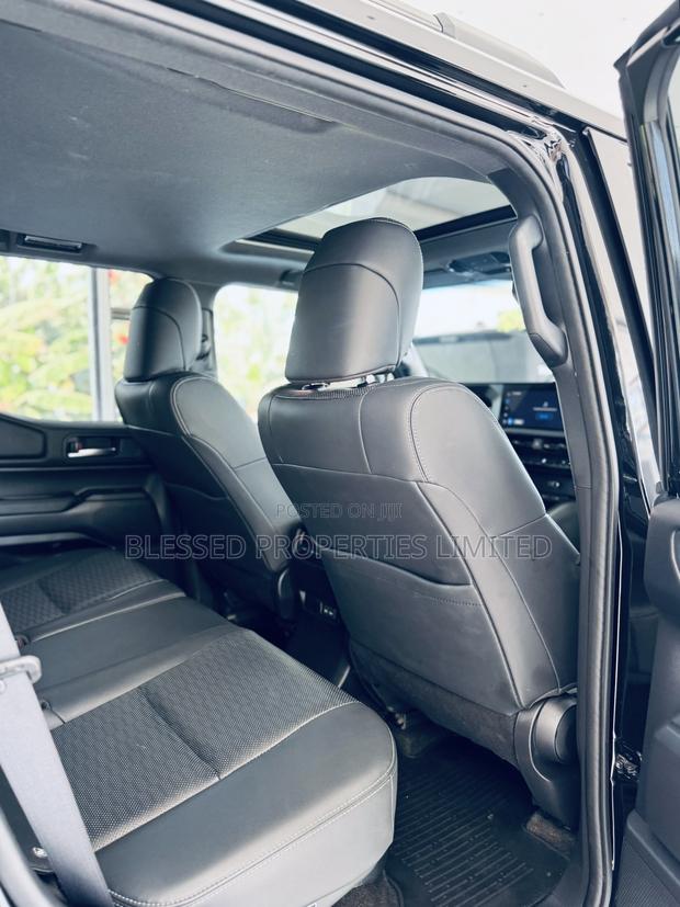 Toyota Land Cruiser Prado 2.4 Petrol 2025 Black