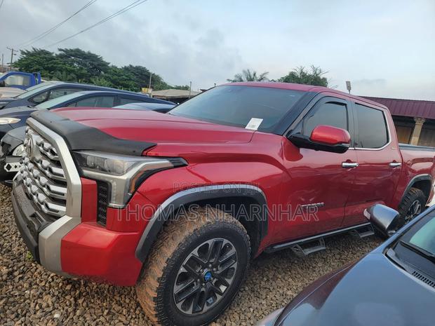 Toyota Tundra 2021 Black