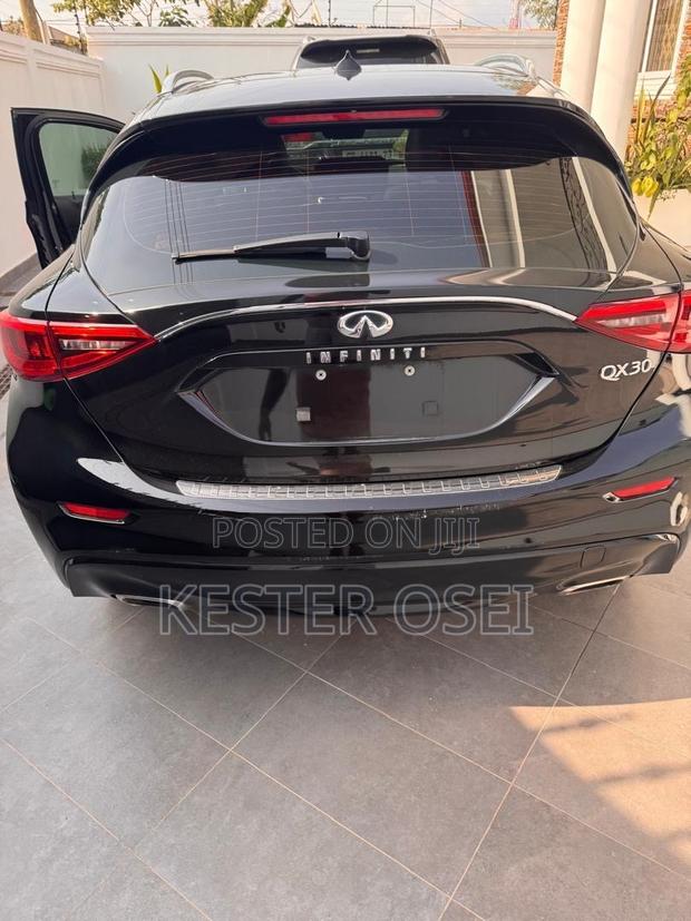 Infiniti QX30 2019 Black