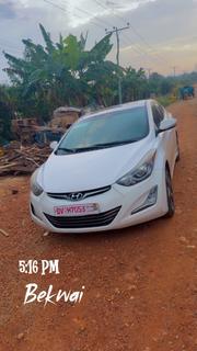 Hyundai Elantra Limited Sedan FWD (1.8L 4cyl 6A) 2016 White for sale