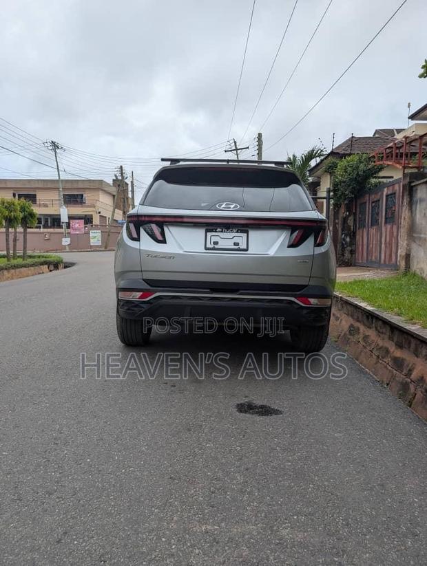 Hyundai Tucson 2023 Silver