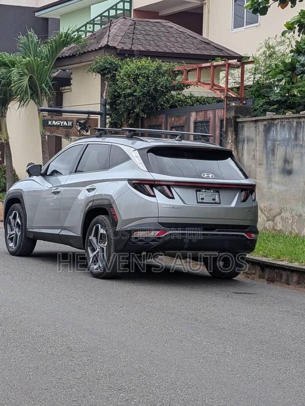 Hyundai Tucson 2023 Silver