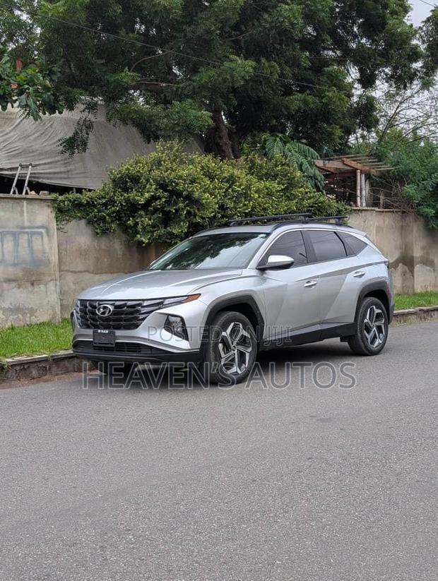 Hyundai Tucson 2023 Silver