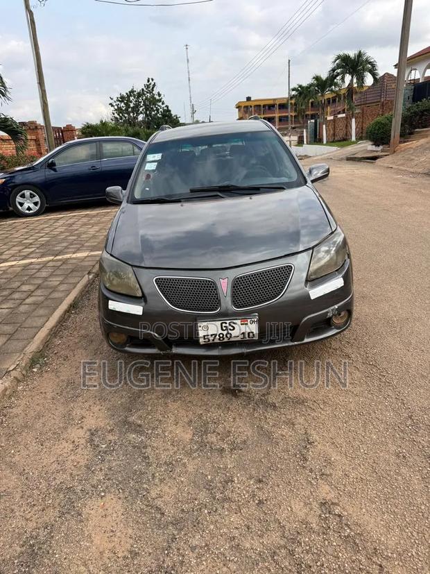 Pontiac Vibe 2006 Gray