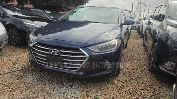 Hyundai Elantra Limited 2018 Blue