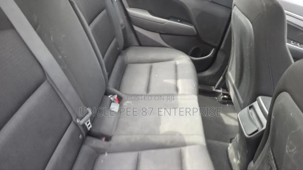 Hyundai Elantra Limited 2018 Blue