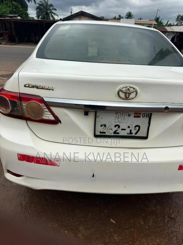 Toyota Corolla 1.8 Advanced 2009 White