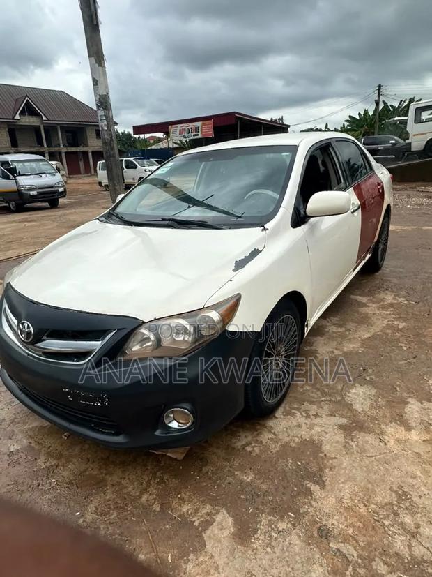 Toyota Corolla 1.8 Advanced 2009 White