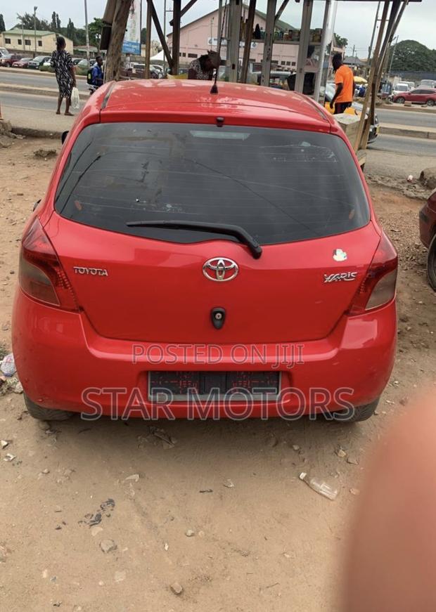 Toyota Yaris 2010 Red