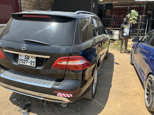 Mercedes-Benz M Class 2015 Black