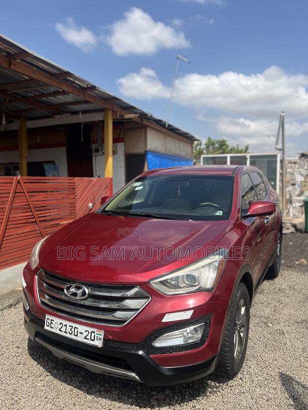 Hyundai Santa Fe 2013 Red