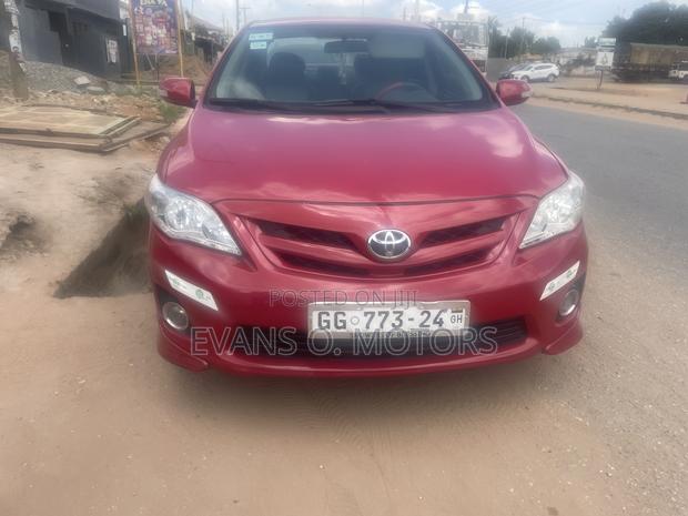 Toyota Corolla Base 4dr Sedan (1.8L 4cyl 5M) 2010 Red