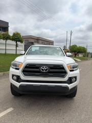 Toyota Tacoma 2018 White for sale