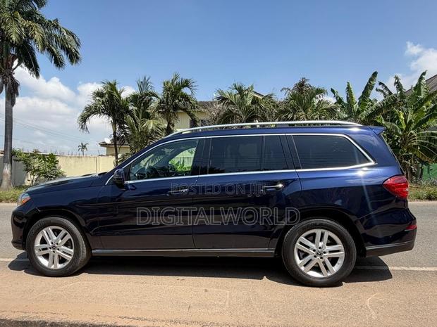 Mercedes-Benz GLS-Class 2019 Blue