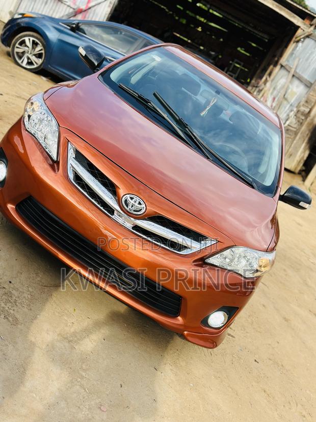 Toyota Corolla S Special Edition 4dr Sedan (1.8L 4cyl 4A) 2013 Orange
