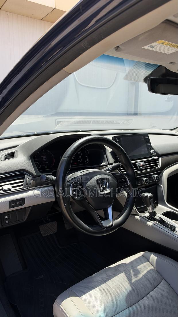 Honda Accord EX-L (1.5L 4cyl Turbo CVT) 2019 Blue