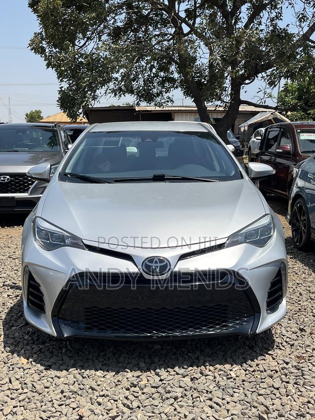 Toyota Corolla 2017 Silver