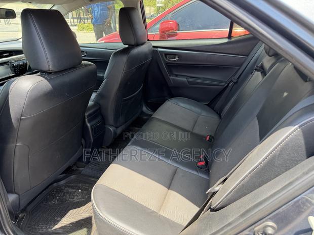 Toyota Corolla S 4dr Sedan (1.8L 4cyl CVT) 2015 Gray
