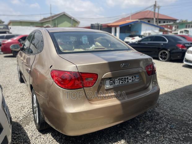 Hyundai Elantra 2.0 2009 Gold
