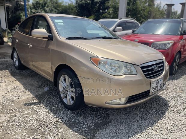Hyundai Elantra 2.0 2009 Gold