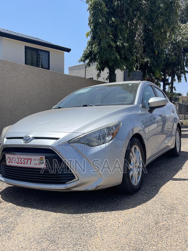 Toyota Yaris iA 1.5 FWD 2017 Silver