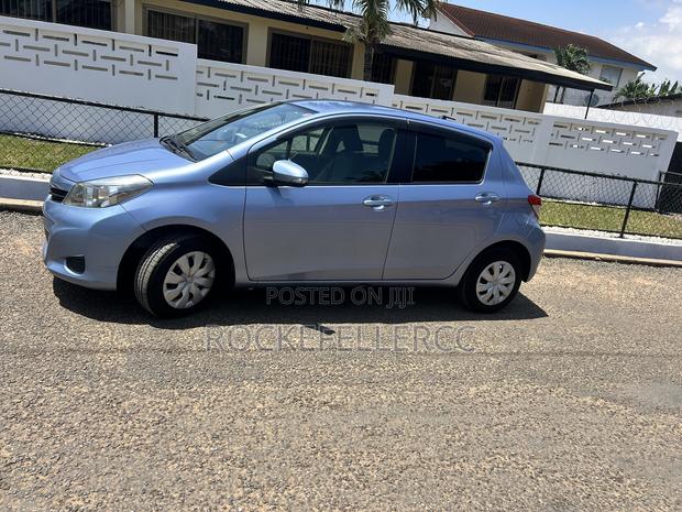 Toyota Vitz 2014 Blue