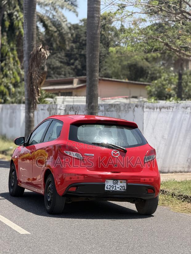Mazda 2 1.5 Sport Automatic 2012 Red