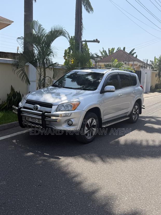 Toyota RAV4 2.5 Limited 4x4 2011 Silver
