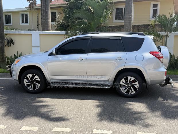 Toyota RAV4 2.5 Limited 4x4 2011 Silver