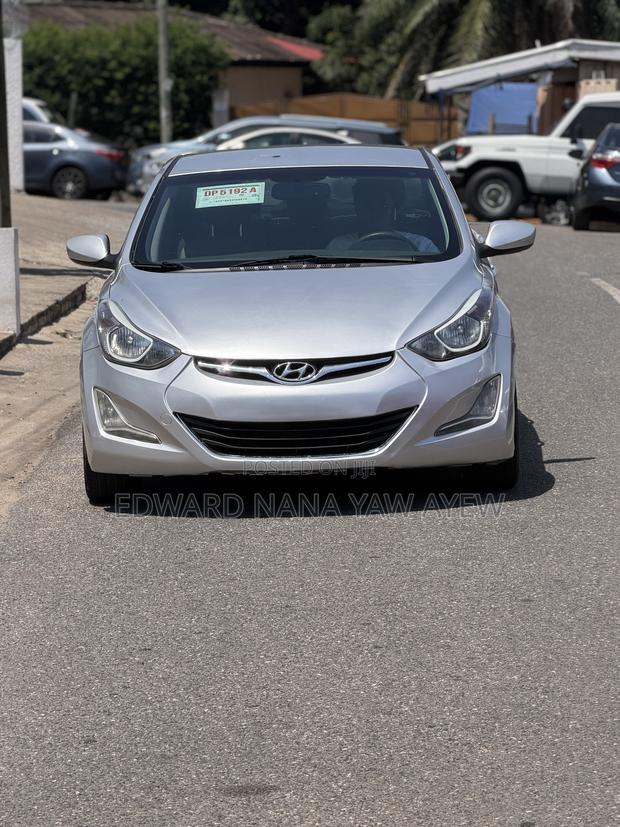 Hyundai Elantra SE Sedan FWD (1.8L 4cyl 6M) 2016 Silver