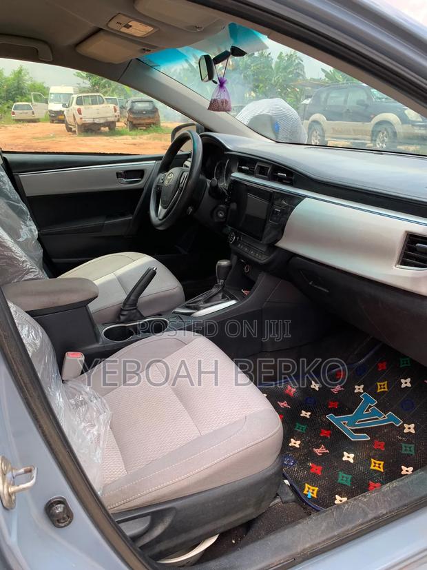 Toyota Corolla 2015