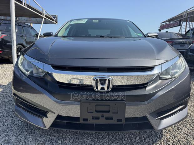 Honda Civic 2018 Gray