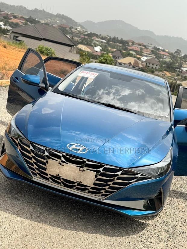 Hyundai Elantra Limited 2021 Blue