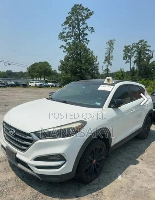 Hyundai Tucson 2017 White