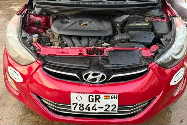 Hyundai Elantra 2013 Red