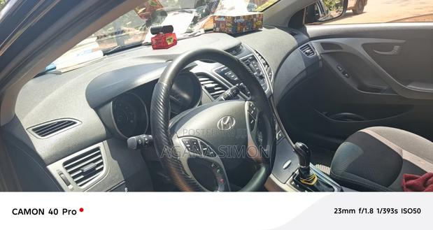 Hyundai Elantra 2016 Black