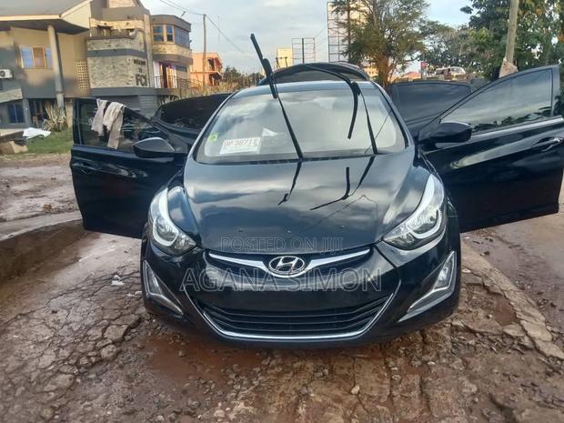 Hyundai Elantra 2016 Black