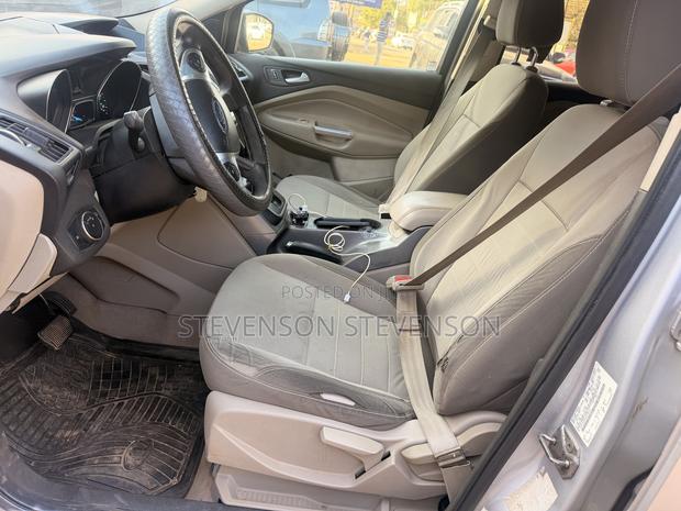 Ford Escape S 4dr SUV (2.5L 4cyl 6A) 2015 Silver