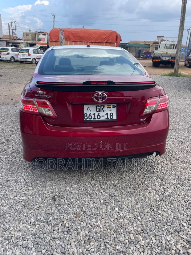 Toyota Camry 2011 Red