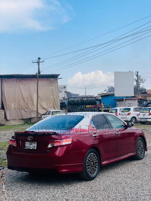 Toyota Camry 2011 Red