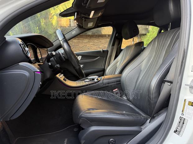 Mercedes-Benz E300 2018 White