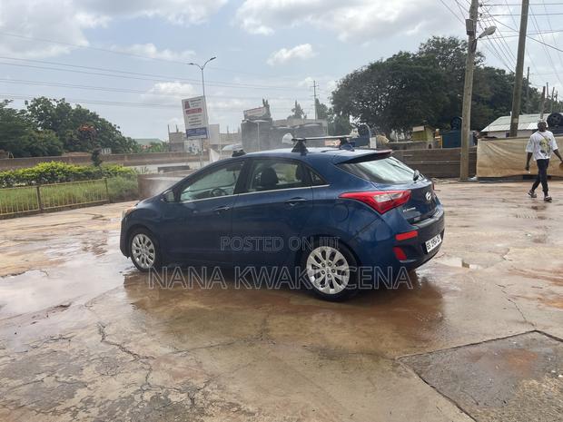 Hyundai Elantra 2016 Blue
