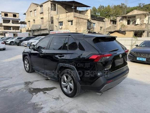 Toyota RAV4 2023 Black