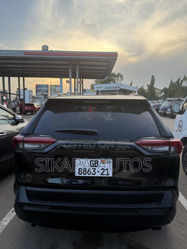 Toyota RAV4 XLE Premium AWD 2020 Black