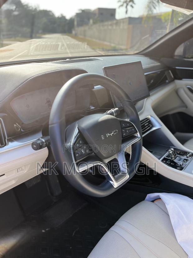 New BYD Song Plus DM-i 2023 Beige