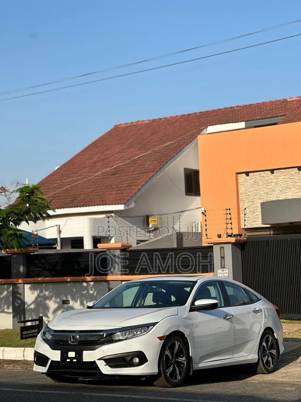Honda Civic Touring 4dr Sedan (1.5L 4cyl) 2017 White
