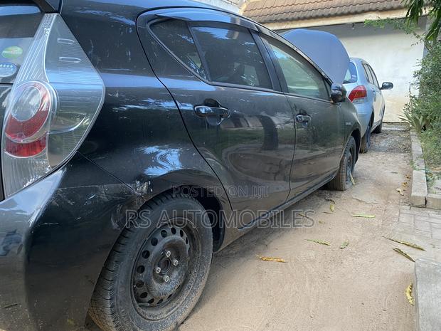 Toyota Aqua 2015 Black