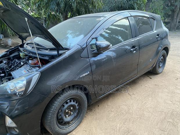 Toyota Aqua 2015 Black